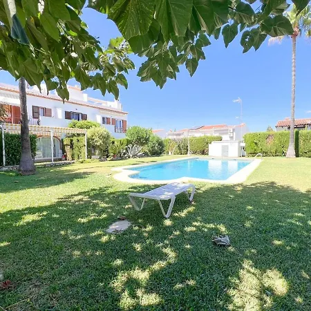 Feriehus La Casita De Toni En Rotas Con Jardin Y Piscina