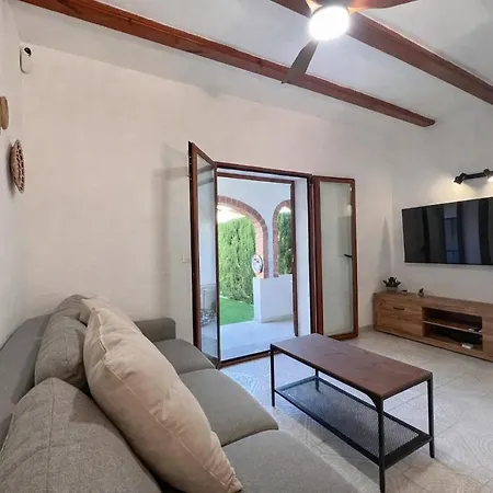 Feriehus La Casita De Toni En Rotas Con Jardin Y Piscina *